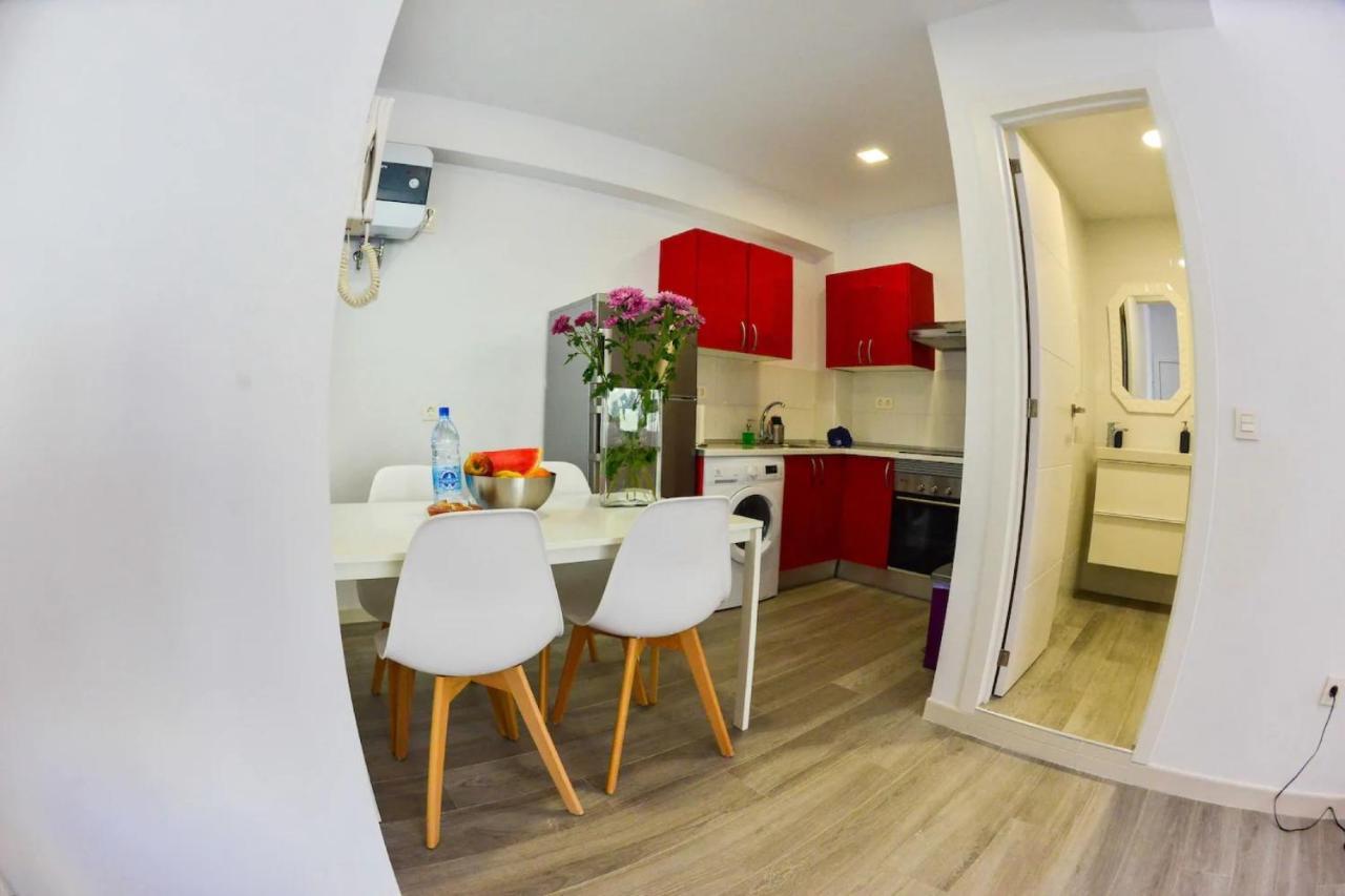 Apartamento Lena لاس بالماس دي غران كاناريا المظهر الخارجي الصورة